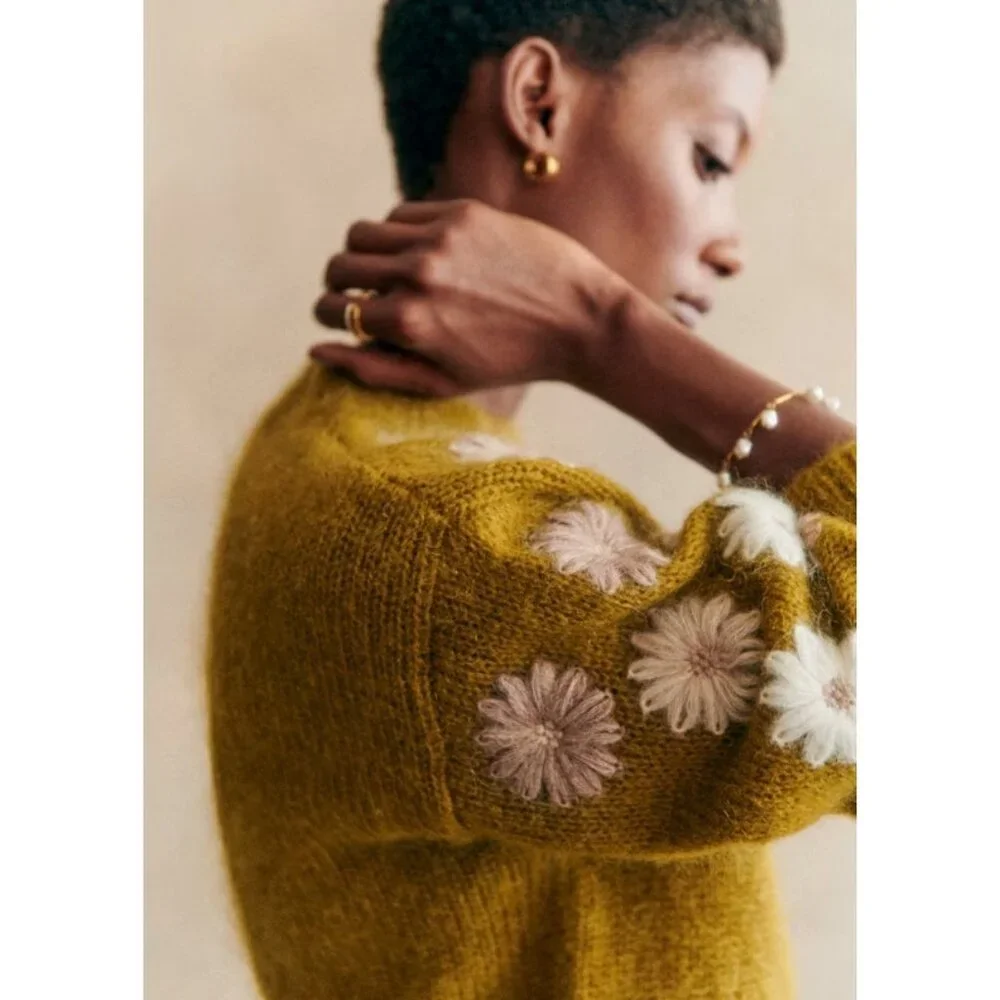 NWT La Maille Sezane Suzon Jumper in Olive Floral Embroidered Sweater S - Picture 3 of 10